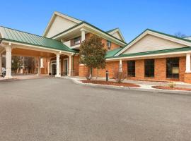 Country Inn & Suites by Radisson, Jonesborough-Johnson City West, TN，Jonesborough的附設泳池的飯店