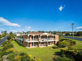 Merimbula Sapphire Motel, готель у місті Меримбула