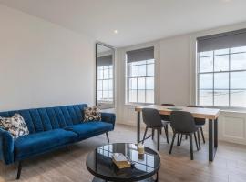 Seaside Serenity: Stylish Sea View Apartments in Herne Bay, appartamento a Kent