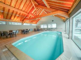 Vue sur la Vallée - Family holiday home in Malmedy with private pool, khách sạn ở Malmedy