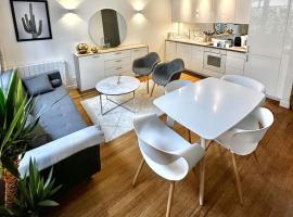 Appartement 50m2 avec terrasse idéalement situé, huoneisto kohteessa Boulogne-Billancourt
