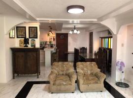 Heart of Paete Laguna, Camarero Transient House, hotel with parking in Paete