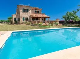 Villa Els Amatllers by Sealand Villas
