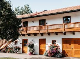 Ferienwohnung Stuiber, cheap hotel in Haarbach