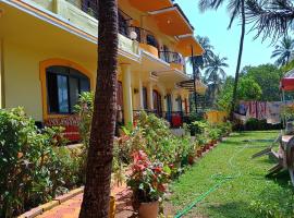 FLOBESTIAN BEACH VILLA CANDOLIM BEACH، بيت ضيافة في Aguada