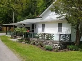 Panther Mountain Lodge