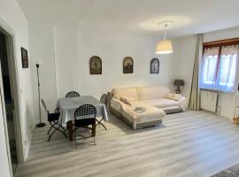 Appartamento Lella zona Terme Centro e vicino Villa Igea sito in Via Emilia 29、アックイ・テルメのアパートメント