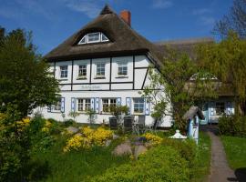 Reethäuser auf Rügen, aparthotel in Middelhagen