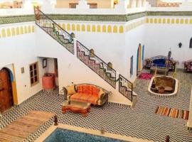 Casa laman, отель в Мерзуге