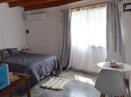 N&oacute;made Habitaci&oacute;n，Rufino的寵物友善飯店