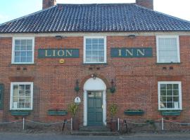 The Theberton Lion, hotel com estacionamento em Theberton