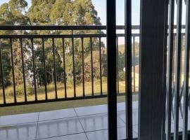 Peaceful Home with Sbo, apartamento en Pietermaritzburg