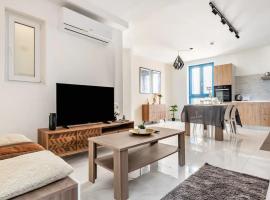 Sea View Luxury Apartment Brand New in Valletta, luxury hotel in Valletta