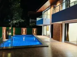 Casa Majestic Lonavala