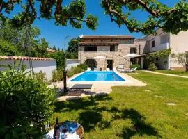 Villa K2n