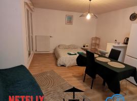 Studio Balnéo I 10 min de Paris – apartament w mieście Romainville