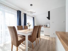 Apartamenty i Pokoje Gościnne NAJBLIŻEJ MORZA Willa Dawid, Hotel in Jastarnia