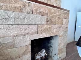 G&uuml;emes I, accommodation in San Juan