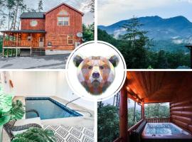 Indoor Heated Pool Hot Tub Cabin, hotel i Sevierville