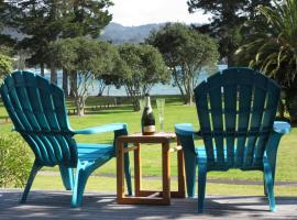 Pauanui Beach House Suntrap, hotel em Pauanui