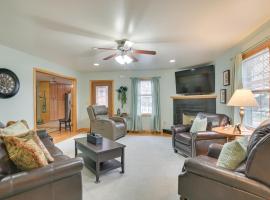 Large Home with Deck and Grill about 9 Mi to Virginia Tech, cheap hotel in Christiansburg