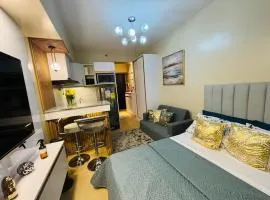 Cozy Room in Davao by CA Suites
