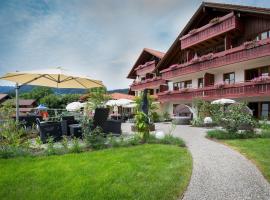 Familien- und Wellnesshotel "Viktoria", handicapvenligt hotel i Oberstdorf