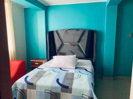 HOSTAL TOSCANO SUITES, hotel v destinaci El Tambo
