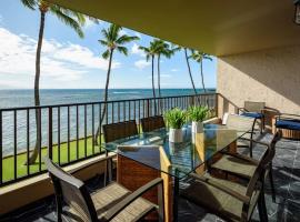 Spacious Luxury Oceanfront Condo w/ Huge Views, hotel de luxo em Wailuku