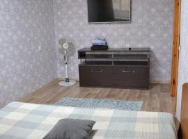Квартира на Назарбаева, ξενοδοχείο σε Κοκσετάου