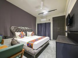 FabHotel Naina Residency, 3-star hotel in Rāiwāla
