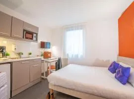 Montempô Apparthôtel Paris-Vélizy, apartment in Vélizy-Villacoublay