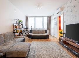 Sunrise Summit Apartment