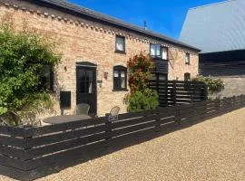 Pretty Cottage In Charming Peaceful Village - Easy Commute to Cambridge - Cambridge Homehost