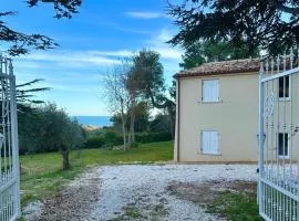 Casale Écru - Sirolo, splendido casale con giardino e vista mare