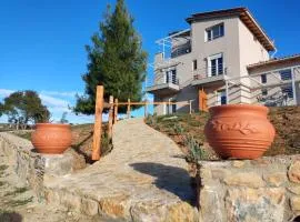 EuZoea Country Home