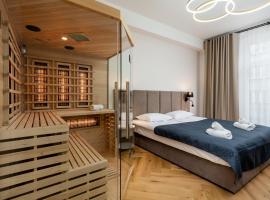 SPA bedrooms with Sauna&Bath and Free Parking, hotel sa Kraków