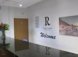 Rooms at The Ritz Complex, hotel din Desborough