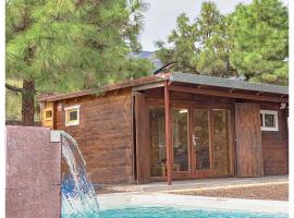 The Pine Forest Cabin, hotel em Arafo