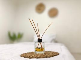 Daily Kost @Pontianak City Center, hotel din Siantan