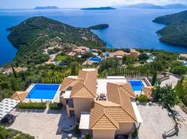 Villa Auriga - Spacious Villa with Magnificent Sea View