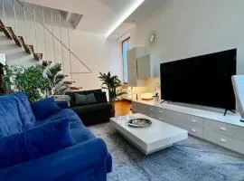 attico ARENA,200mq[NETFLIX-WIFI-AIR CONDITIONING]