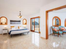 Chalet "Can Auba" con vista al mar: Colonia de San Pedro'da bir otel