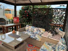 Nautical South Self-contained Dog Friendly Annexe, מלון בפיירהאם