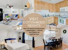 Right off i215 Close to Ski Resorts and Mountains, cottage sa Cottonwood Heights