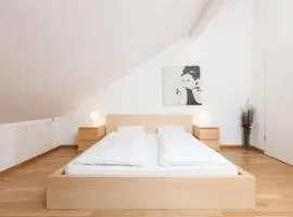 Sunrise Terrace 2,5 Room Apartment FR-31