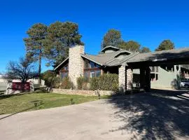 Majestic Mountain Inn