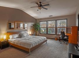 Family Fun Entire 4BR Private Home I-85 Access, ξενοδοχείο σε Ντουλούθ