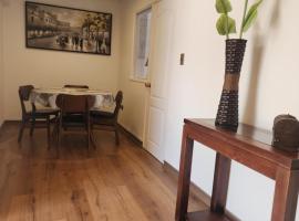 Casa Alberdi, hotel v destinaci Quillota