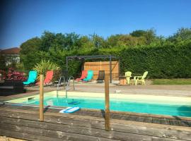 Villa de 5 chambres avec piscine privee jardin amenage et wifi a Montgaillard, hotel cu piscine din Montgaillard